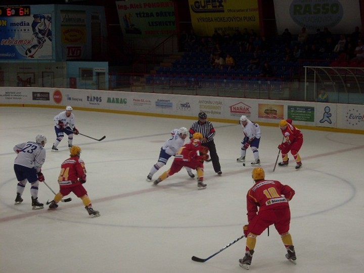 Dukla v úvode prípravy podľahla Francúzom